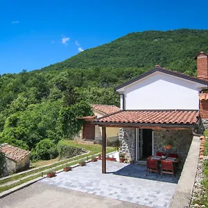 'villa Fani' With Jacuzzi Ferienhaus